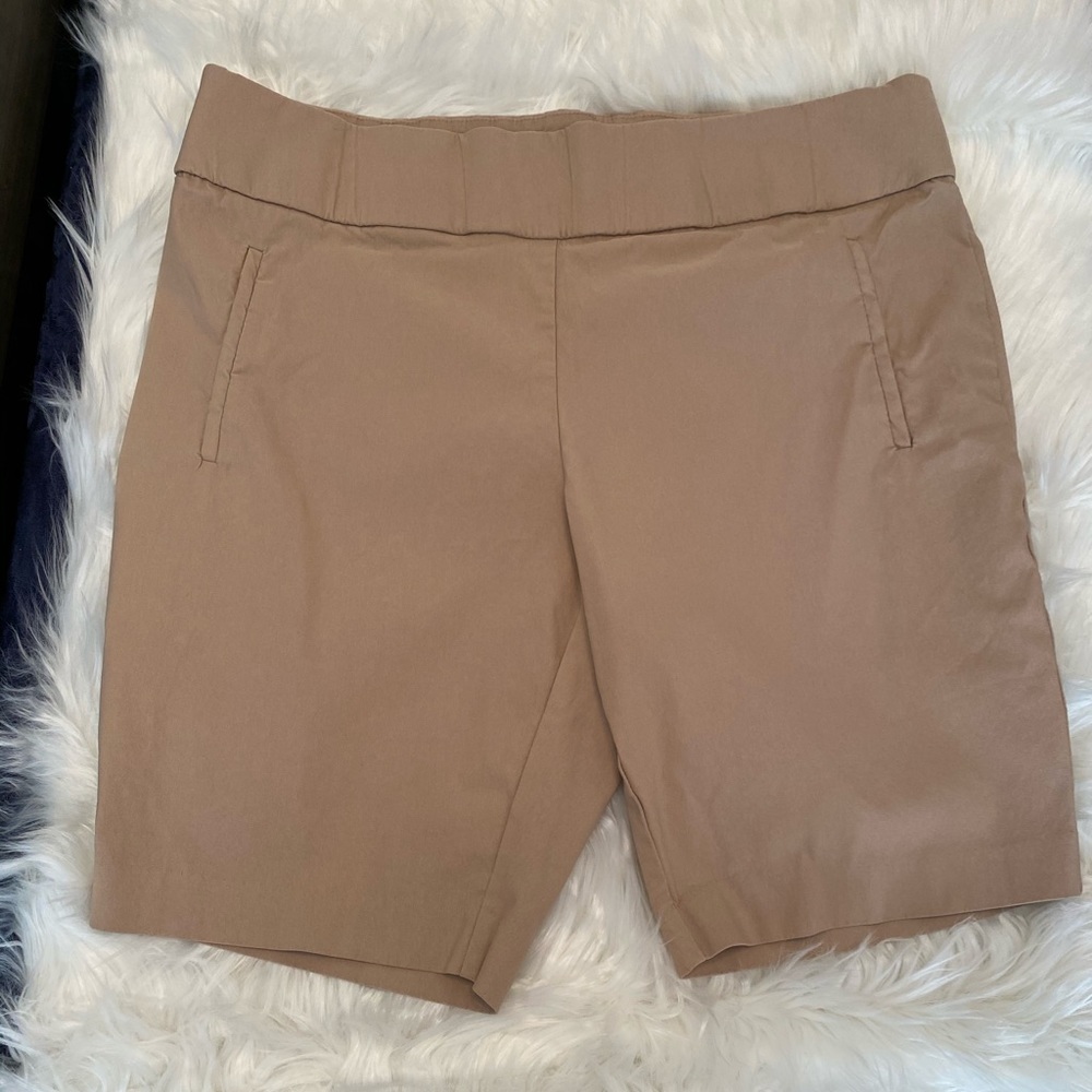 Liz Claiborne Bermuda shorts